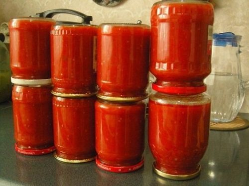 Domáci kečup: Ak sa naučíte tento jednoduchý recept, už si kečup v obchode nekúpite. Hotový raz-dva a chutí vynikajúco!