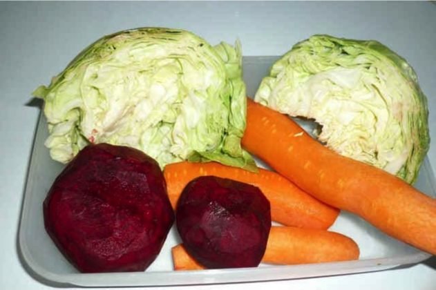 Chutný šalát, ktorý dokáže s telom zázraky. Naštartuje vám metabolizmus a kilá pôjdu dole!