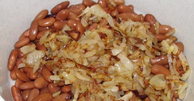 Máte chuť na nejaký vegetariánsky recept? Potom určite vyskúšajte tento recept na skvelý šalát z fazule!