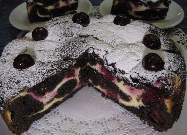 Lahodná višňová torta s tvarohovou plnkou a horkou čokoládou! TOTO JE HIT u nás doma!