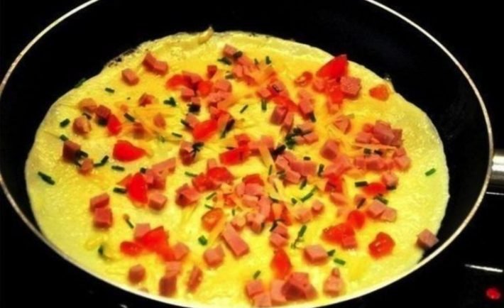 Španielska omeleta! Takto chutné pripravené vajcia ste ešte nejedli!