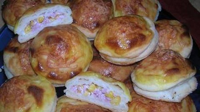 Domáce bochníky plnené šunkou a syrom s fantastickou chuťou! Pripravené za 20 minút!