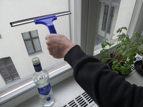 8 vyskúšaných spôsobov, ako využiť vodku v domácnosti