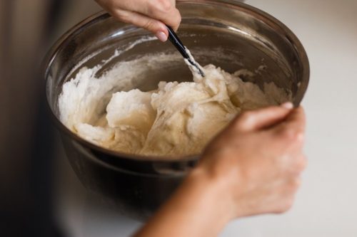 Keď mi príde nečakaná návšteva a nemám nič pripravené urobím toto jednoduché jedlo k stolu. Každý chce recept