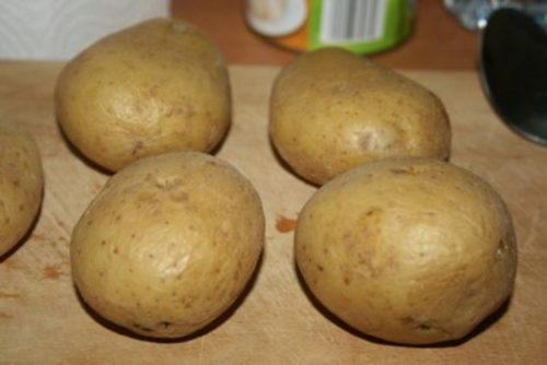 Roztlačené zemiaky v rúre – majstrovské dielo kuchyne! Budete sa musieť udržať, aby ste nezjedli sami celý plech