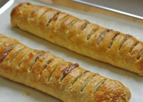 Voňavý jablkový závin, ktorý sa rozplýva na jazyku. Chuť a vôňa tejto dobroty vás presvedčí, že nič lepšie si k šálke kávy ani nemôžete priať.