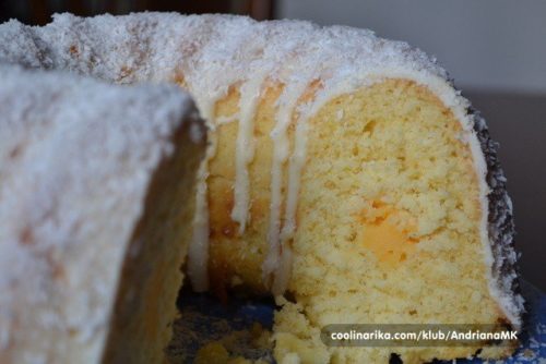 Senzačná RAFFAELLO bábovka s vanilkovým krémom