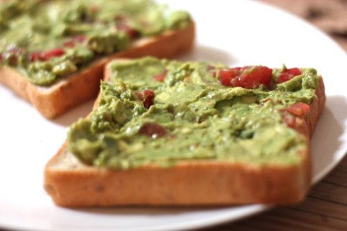 Chuťovka Guacamole: Tento zázrak z avokáda môžete mať na stole už za pár minút a keď sa ho naučíte pripraviť, hneď si ho zamilujete