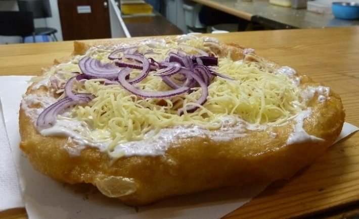 Langoše z cukety a jogurtu: Nič lepšie ste nejedli. Určite ich vyskúšajte!