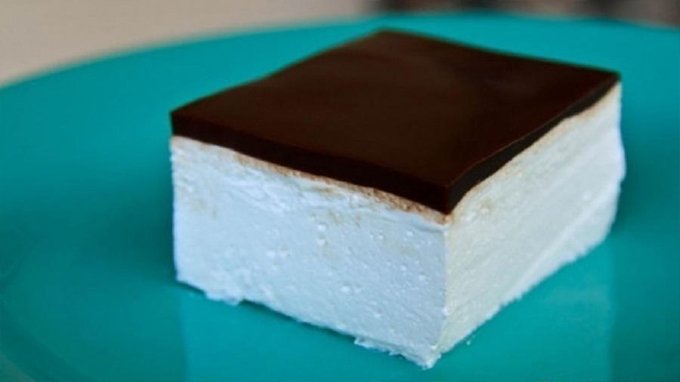 Tradičná ruská torta vtáčie mlieko s úplne báječnou chuťou!