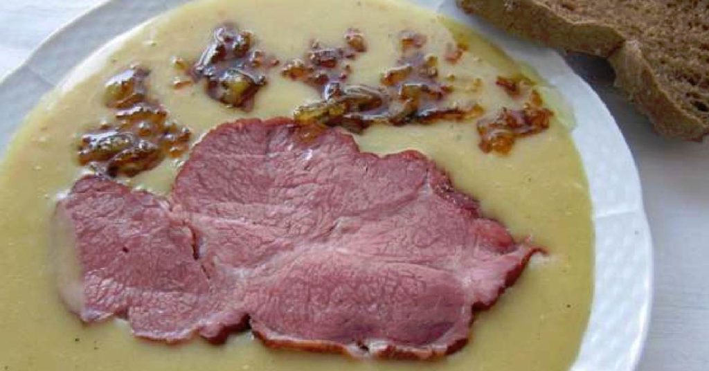 Chutný prívarok zo žltého hrachu.