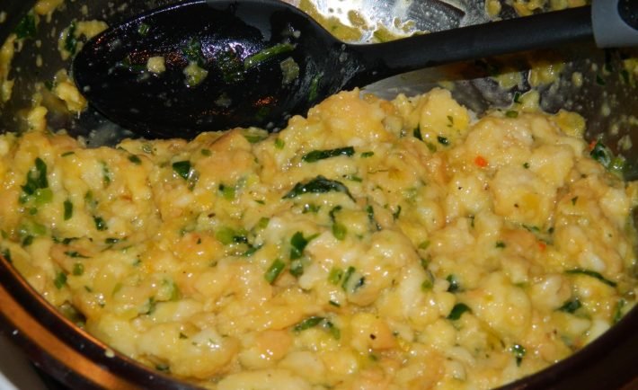 Jemná a jednoduchá knedľa z vrecka: Taká výborná, že ju u nás doma pýtajú aj bez mäsa, top recept do každej rodiny!