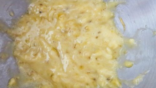 Skvelý recept na bábovku z banánov s krémovou syrovou náplňou, po ktorej už nebudete chcieť žiadnu inú bábovku!