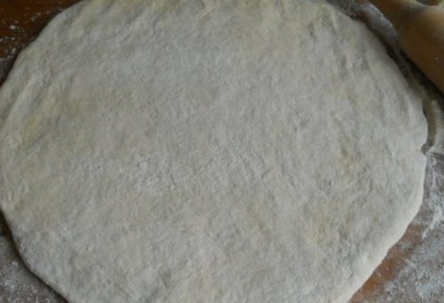 Kamarátka mi poradila, aby som do obľúbeného cesta na donuty pridala kefír. Nechcelo sa mi tomu veriť, ale táto sladká pochúťka je ešte lepšia!