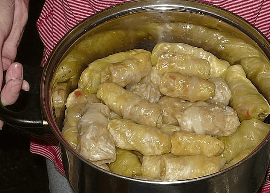 Kapustoví holúbkovia podľa toho najlepšieho a najstaršieho receptu. Určite ich vyskúšajte!