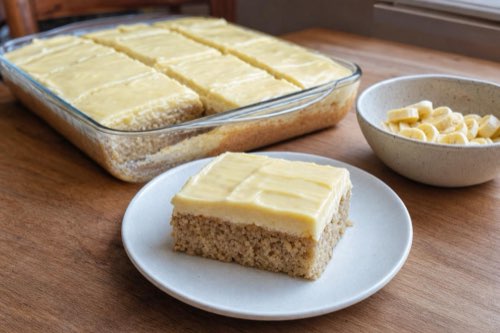Eggless banana cake with white chocolate pudding frosting