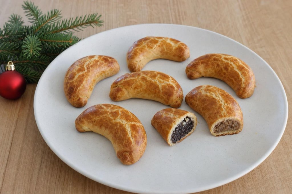 Bratislavské rožky s orechovou a makovou plnkou