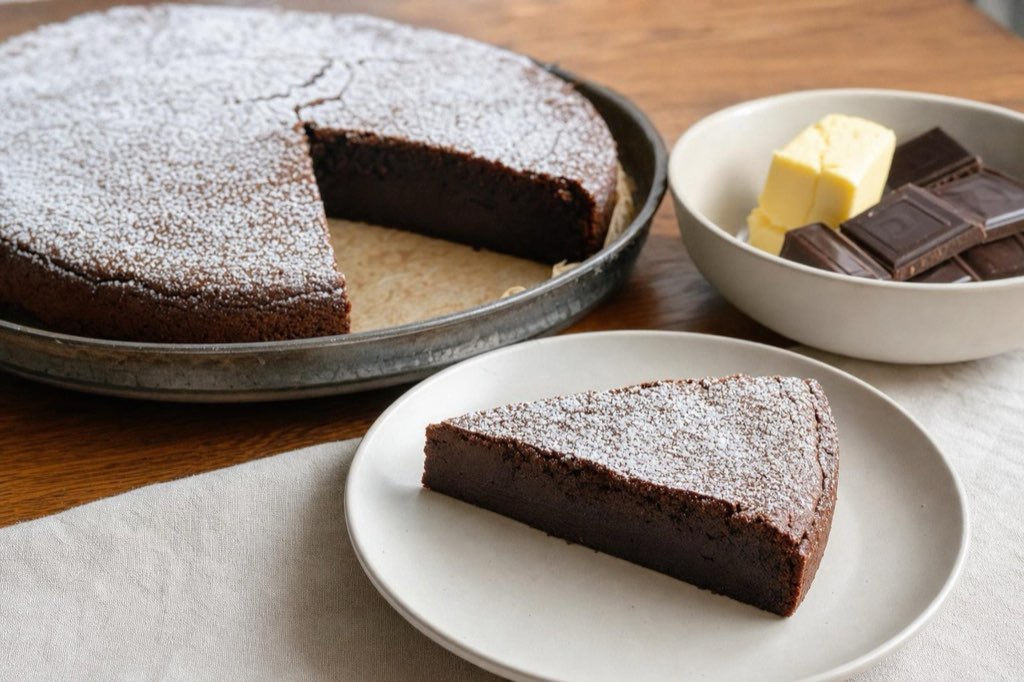 Čokoládová torta bez múky z 3 surovín