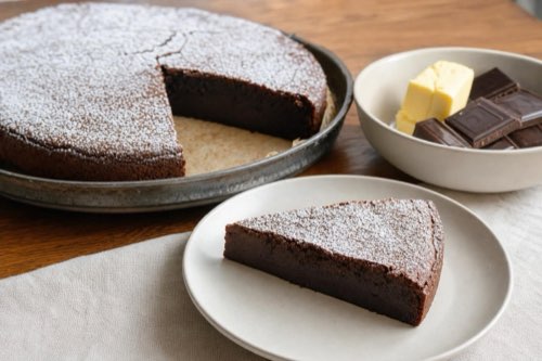 Čokoládová torta bez múky z 3 surovín