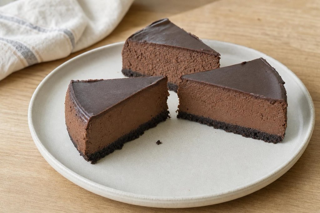 Čokoládový cheesecake z mascarpone na Oreo korpuse