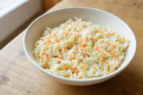 Coleslaw ako z KFC – kapustový šalát s jogurtom