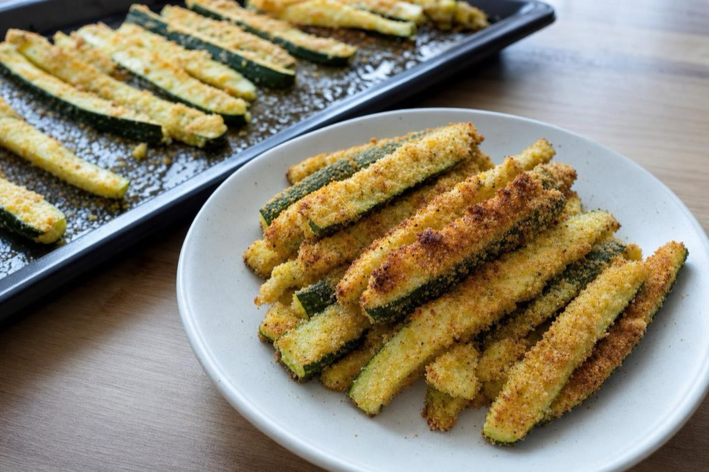 Cuketové nugetky v parmezánovej strúhanke z rúry