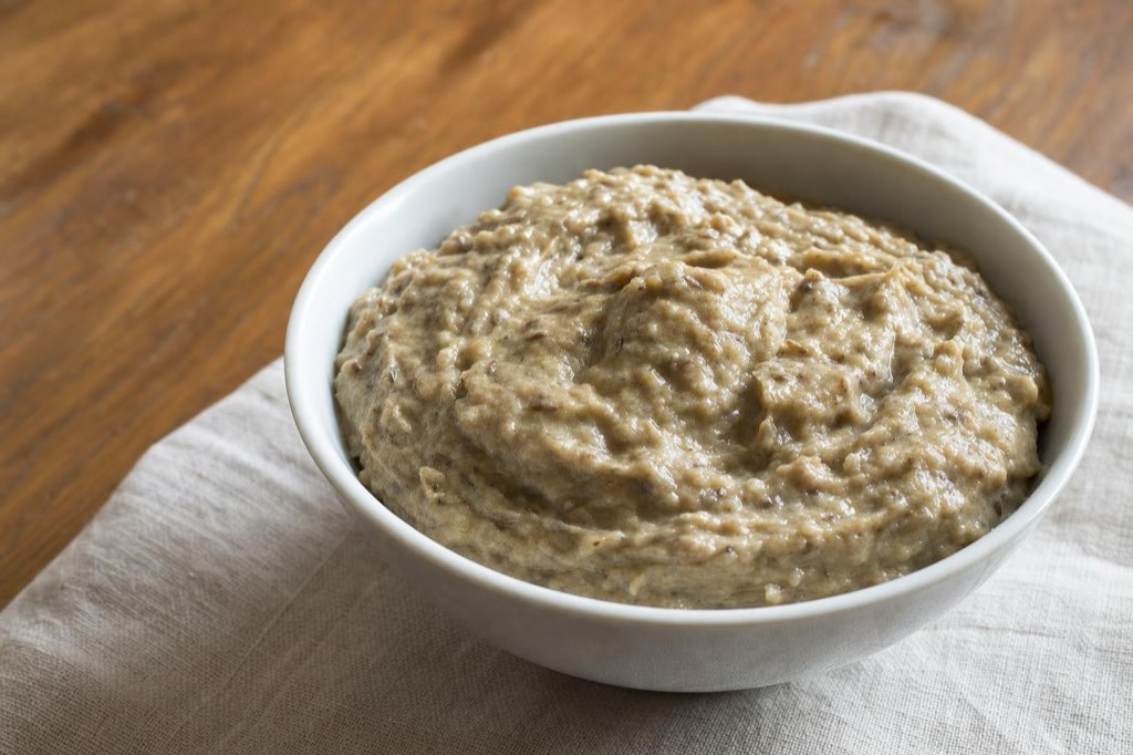 Mushroom spread with onion, garlic and mustard