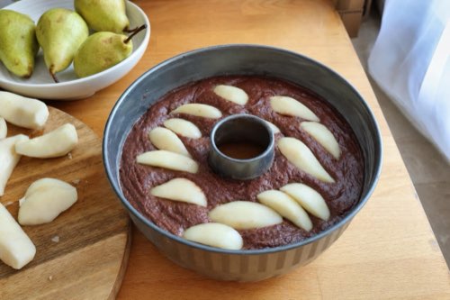 Chocolate pear Bundt cake with rum flavoring