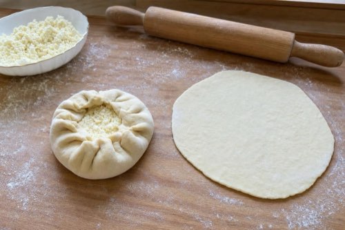 Cheese-stuffed kefir flatbreads