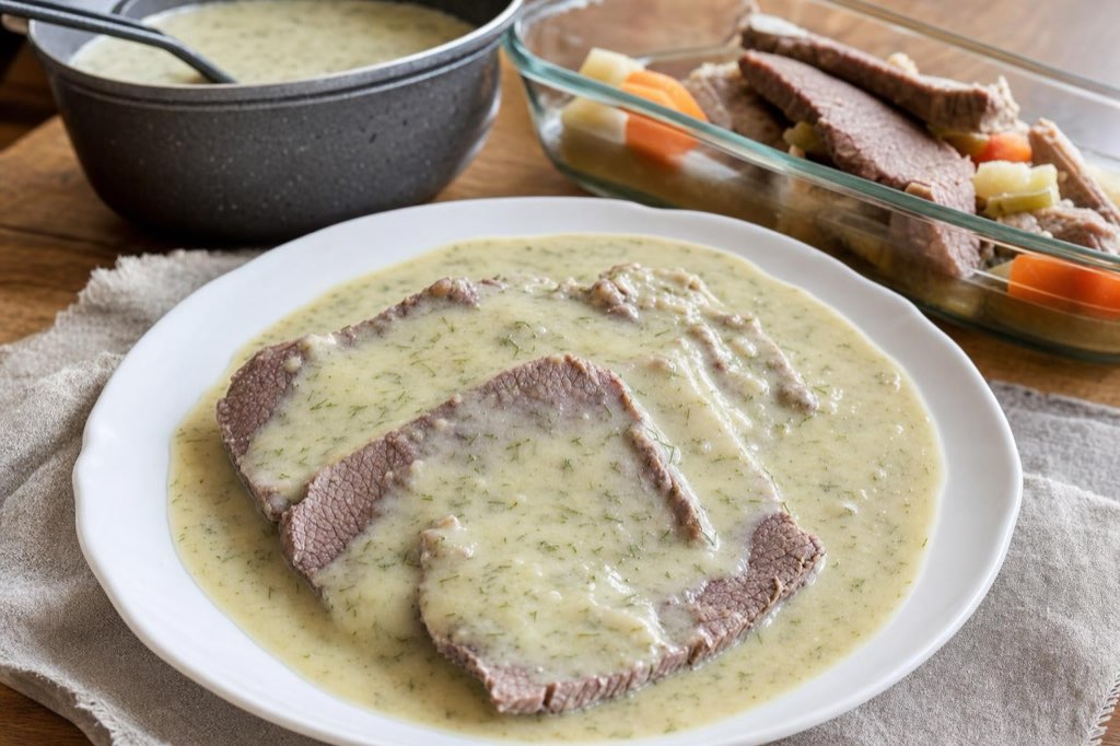 Boiled beef with creamy dill sauce