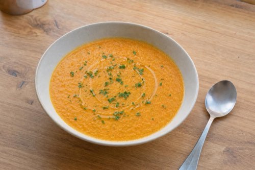 Creamy red lentil soup with carrots