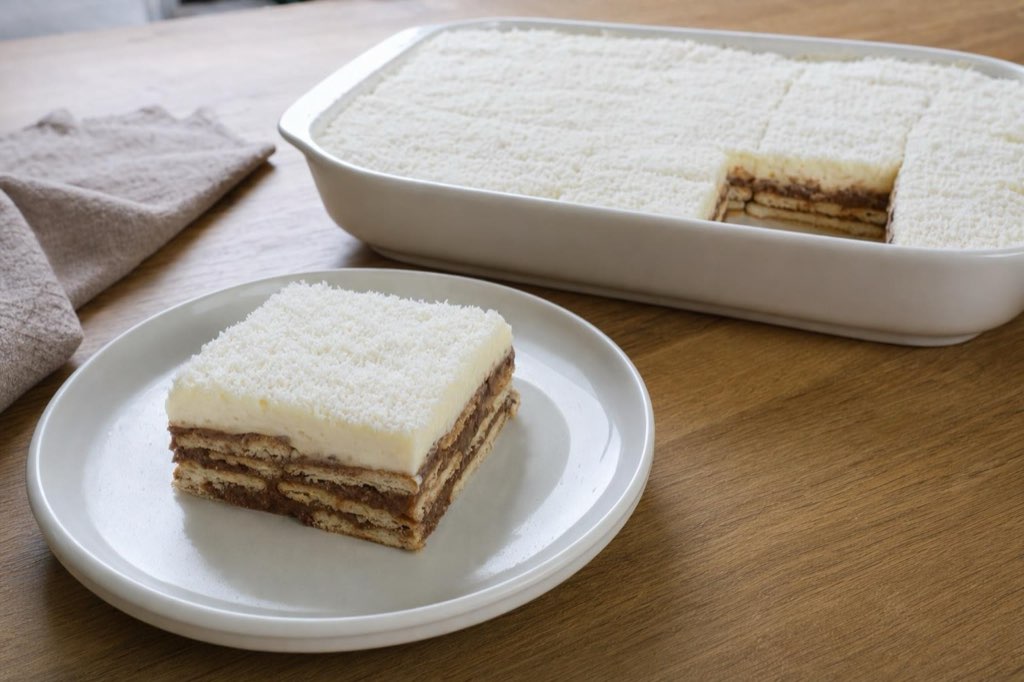 Krémový zákusok zo sušienok s Nutellou – bez pečenia