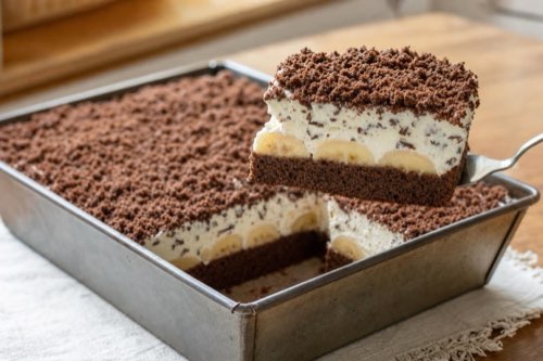 Krtkove rezy: Slovak banana and chocolate cake bars