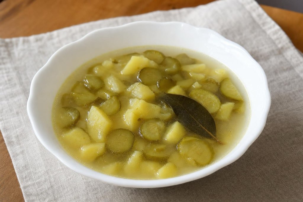 Sour potato soup with pickles