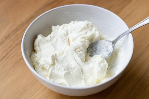 Mascarpone zo smotany a citrónovej šťavy