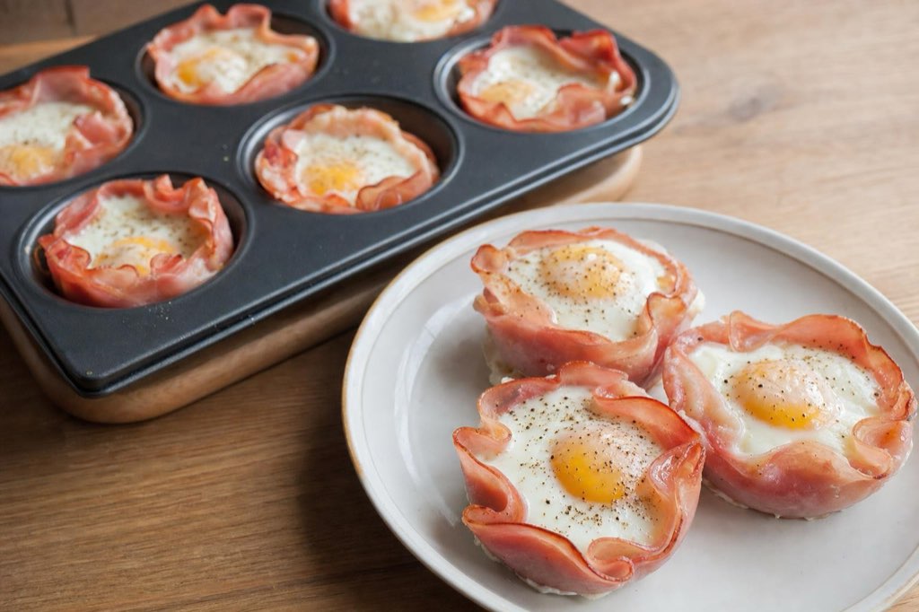 Muffinový hemendex – vajíčka v šunke z rúry