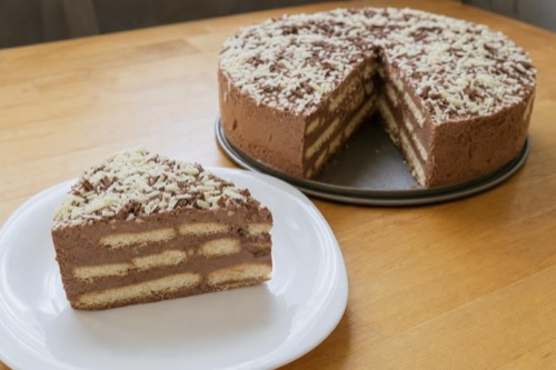 Nepečená čokoládová torta z dlhých piškót