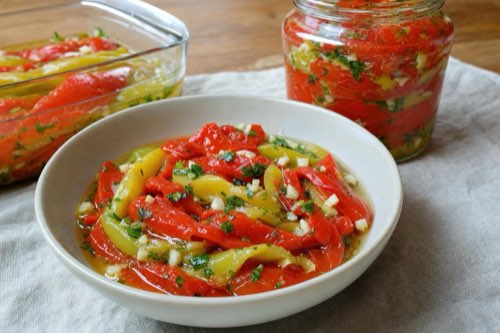 Paprika s cesnakom v octovom náleve na zimu
