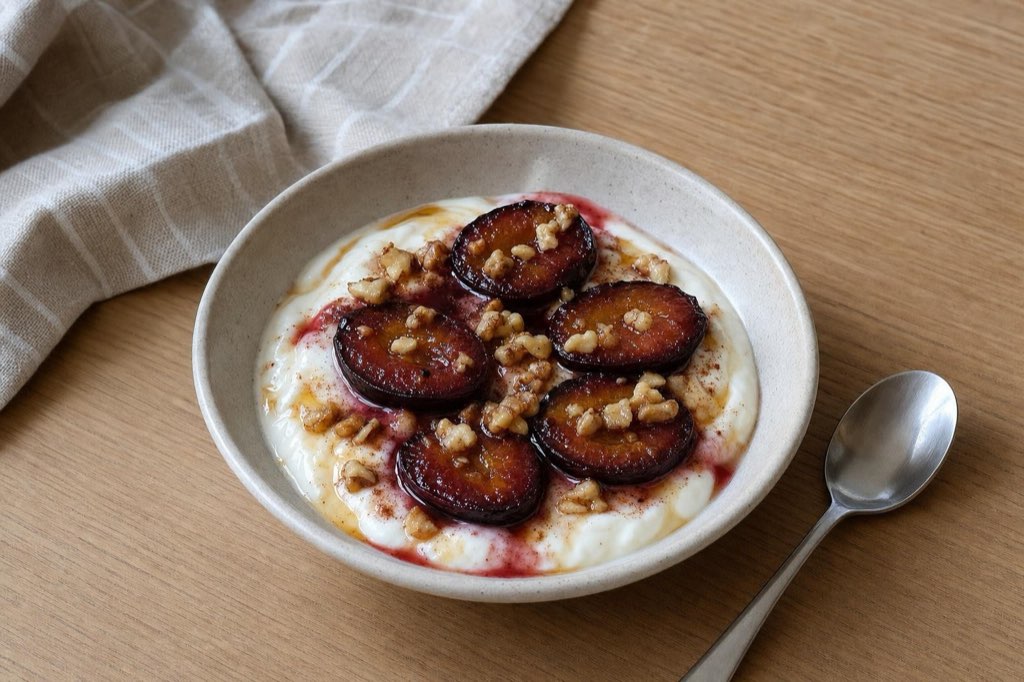 Honey-roasted plums with cinnamon and Greek yogurt