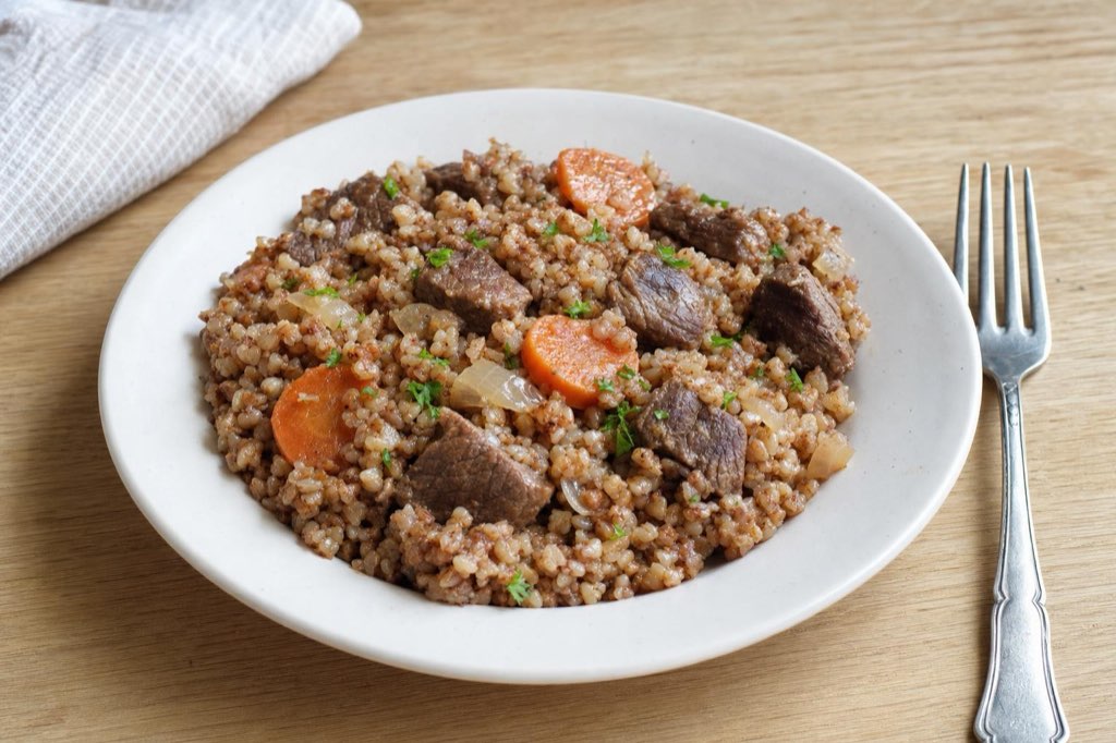 One-pot beef and buckwheat with carrots
