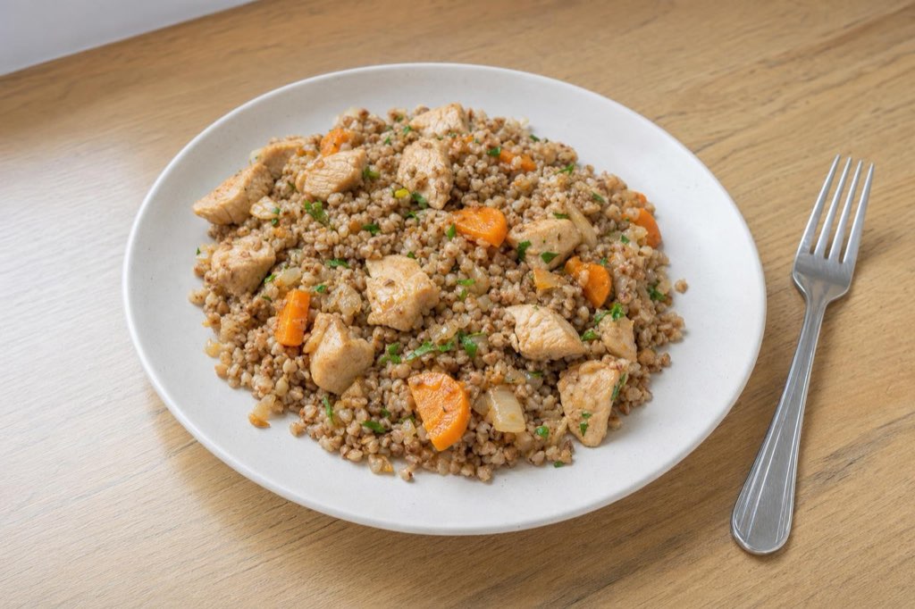 Buckwheat with turkey, carrots, and onion