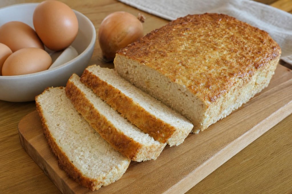 Savory chicken loaf with oat flour