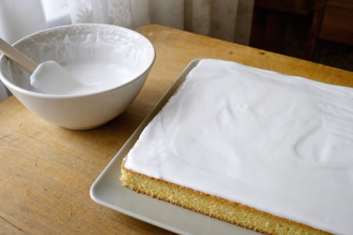 Snehová poleva na torty a koláče z 3 surovín