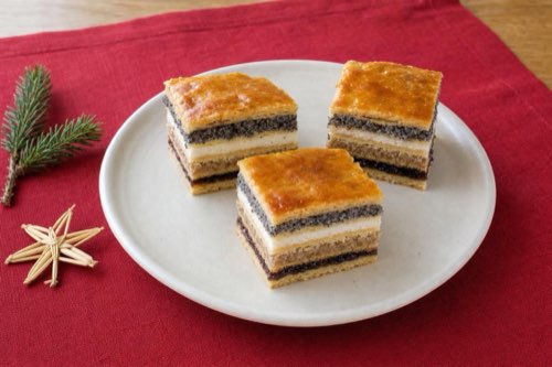 Štedrák: Slovak layered Christmas cake