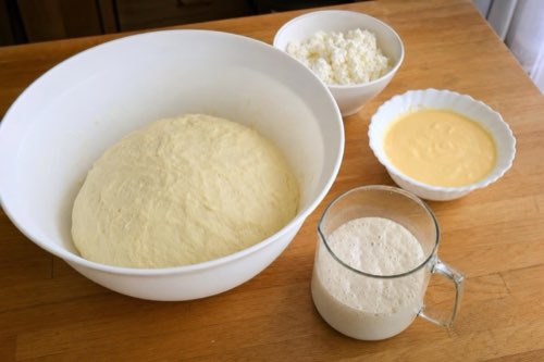 Pagáče: Slovak cheese and quark rolls