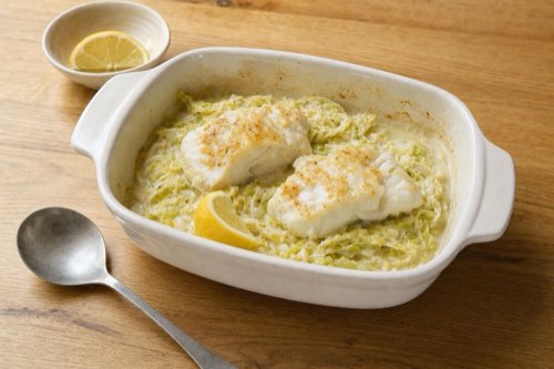 Baked cod with savoy cabbage and cream