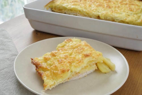 Zapečené kuracie prsia so zemiakmi, syrom a majonézou