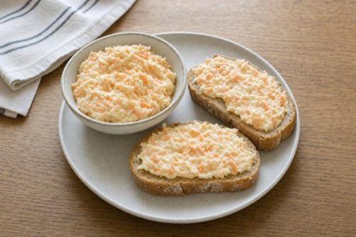 Celery root and carrot spread with yogurt